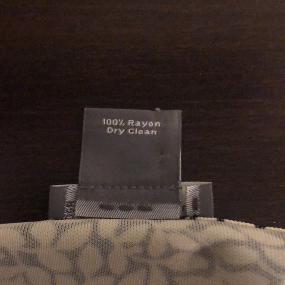 Ann Taylor Floral Faux Wrap Maxi Dress Size 8 - Picture 13 of 13